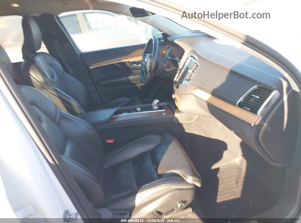 YV4BR0CL8K1459193 2019 VOLVO XC90 HYBRID Белый Вид салона спереди