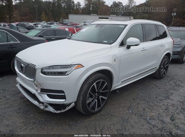 YV4BR0CZ1N1790674 2022 VOLVO XC90 RECHARGE PLUG-IN HYBRID White Przód lewy