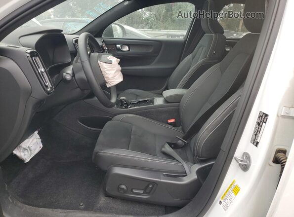 YV4ER3GM2R2107216 2024 VOLVO C40 Белый 