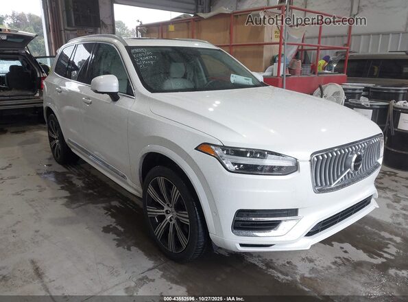 YV4H600L5N1828197 2022 VOLVO XC90 RECHARGE PLUG-IN HYBRID Белый Передняя правая четверть