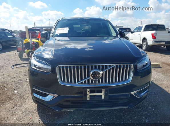 YV4H60CE4R1238009 2024 VOLVO XC90 RECHARGE PLUG-IN HYBRID Black Widok wnętrza z tyłu