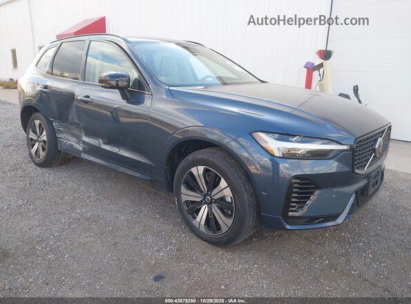 YV4H60DL9R1755089 2024 VOLVO XC60 RECHARGE PLUG-IN HYBRID Blue Przód prawy