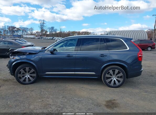 YV4H60JE9S1320164 2025 VOLVO XC90 PLUG-IN HYBRID Dark Blue Панорамный вид салона 360°