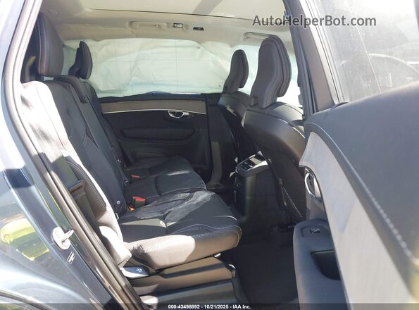 YV4H60PG3S1353797 2025 VOLVO XC90 PLUG-IN HYBRID Серый Вид наклейки с VIN-кодом