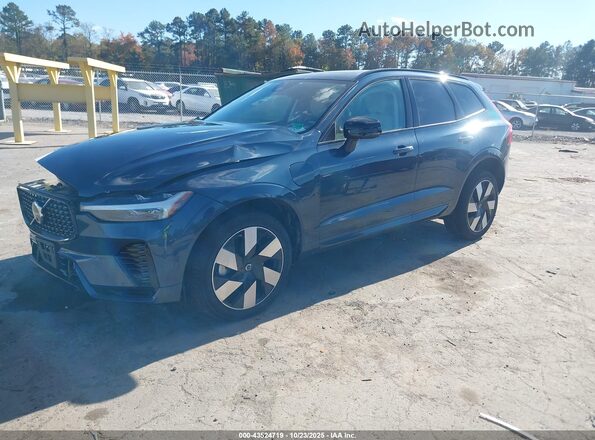 YV4H60RC6S1149019 2025 VOLVO XC60 PLUG-IN HYBRID Dark Blue Przód lewy