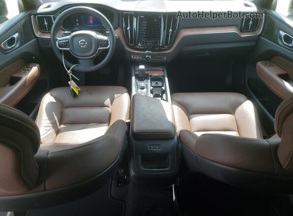 YV4L12RW6P1266430 2023 VOLVO XC60 Черный Вид панели приборов