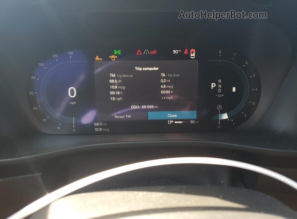 YV4L12UK9R2335841 2024 VOLVO XC40 Gray Սարքավորումների վահանակի տեսք