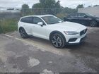 2025 Volvo V60 Cross Country B5 Plus White vin: YV4L12WK4S2149840