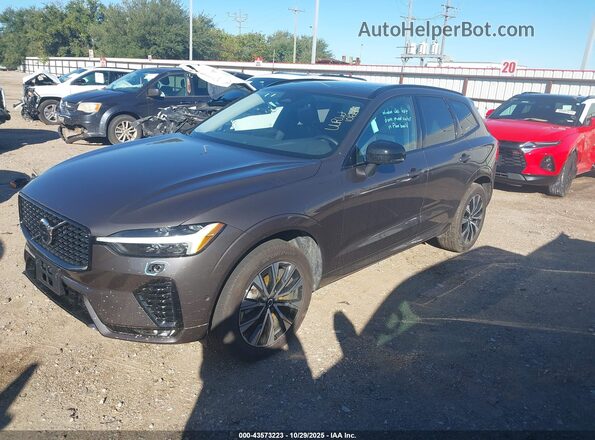 YV4M12RC5S1175751 2025 VOLVO XC60 Серый Передняя левая четверть