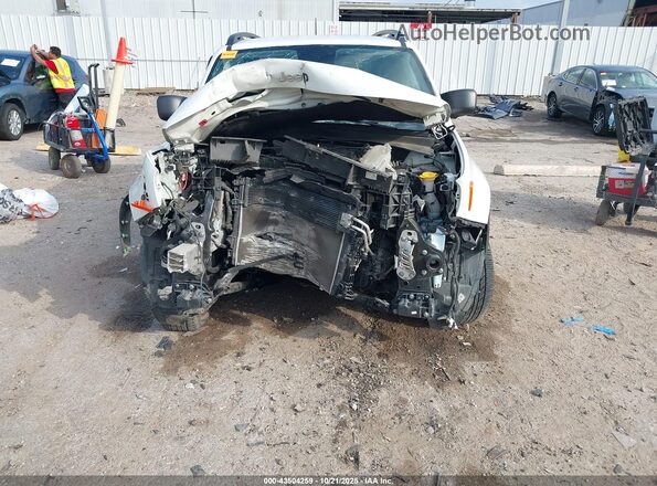 ZACNJDB17NPN97243 2022 JEEP RENEGADE White Dashboard view