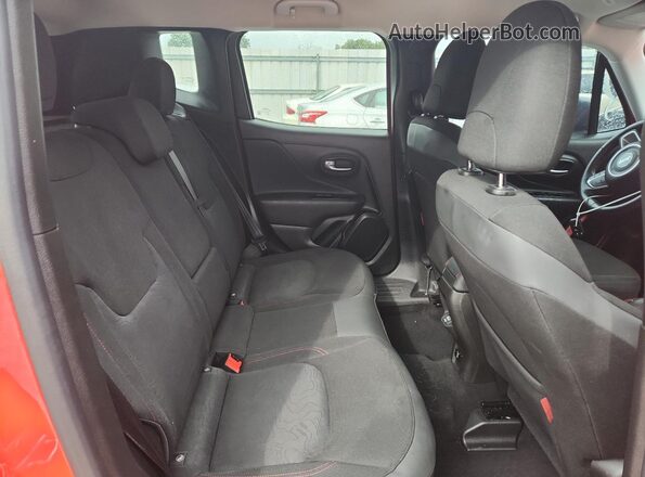 ZACNJDC12MPN34970 2021 JEEP RENEGADE Red Widok wnętrza z tyłu