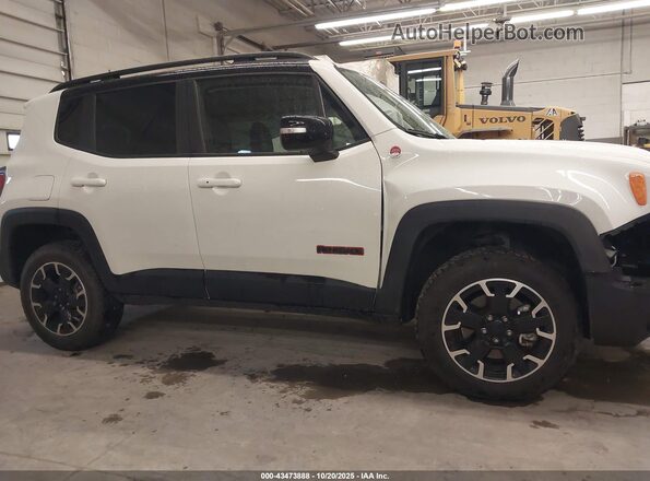 ZACNJDC12PPP11957 2023 JEEP RENEGADE White Widok wnętrza 360 stopni