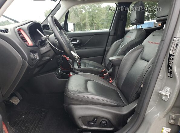 ZACNJDC13MPM92129 2021 JEEP RENEGADE Gray Front interior view