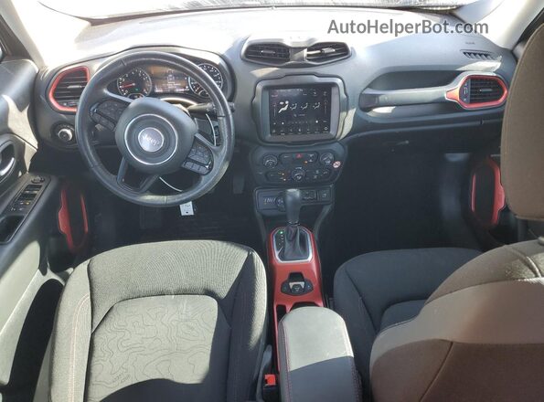 ZACNJDC19NPN96979 2022 JEEP RENEGADE Угольный Вид панели приборов