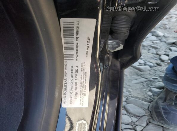 ZAM57XSA3H1225501 2017 MASERATI GHIBLI Black Widok komory silnika