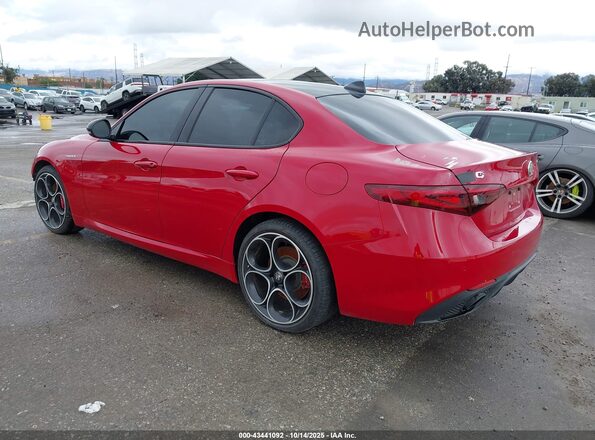 ZARFAMBN9P7669561 2023 ALFA ROMEO GIULIA Красный Задняя левая четверть