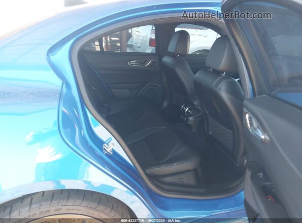 ZARFAMEV1R7687146 2024 ALFA ROMEO GIULIA Синий Вид наклейки с VIN-кодом