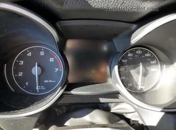ZASFAKAN4J7B72304 2018 ALFA ROMEO STELVIO White Вид щитка приладів