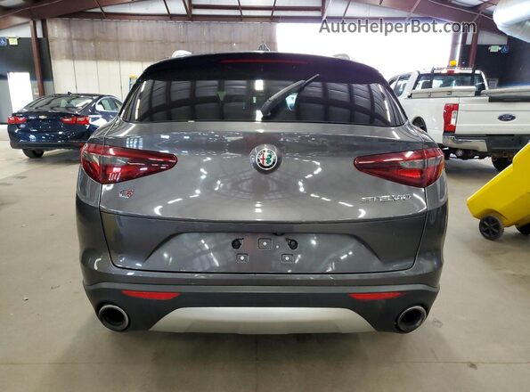ZASFAKAN9J7B60486 2018 ALFA ROMEO STELVIO Gray Вид ззаду