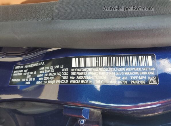 ZASFAKNN4J7B99626 2018 ALFA ROMEO STELVIO Синий Панорамный вид салона 360°