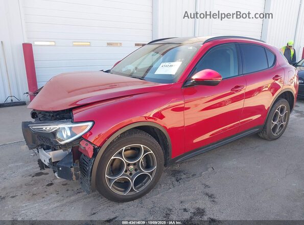 ZASFAKPN0J7C20890 2018 ALFA ROMEO STELVIO Red Przód lewy