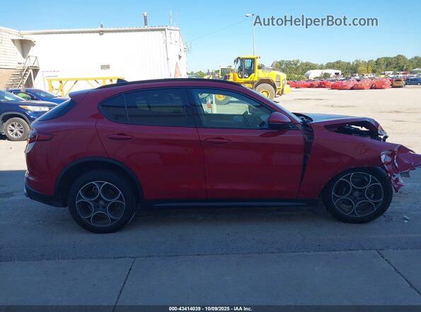 ZASFAKPN0J7C20890 2018 ALFA ROMEO STELVIO Red Widok wnętrza 360 stopni