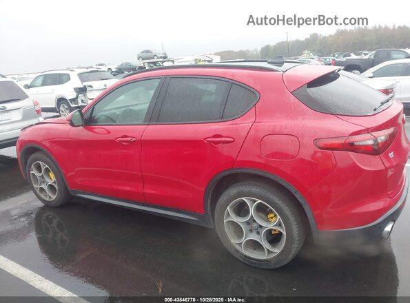 ZASPAKAN9K7C30848 2019 ALFA ROMEO STELVIO Красный Панорамный вид салона 360°