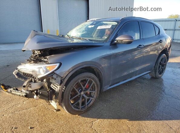 ZASPAKBN7L7C88764 2020 ALFA ROMEO STELVIO Gray Vista tres cuartos delantera izquierda