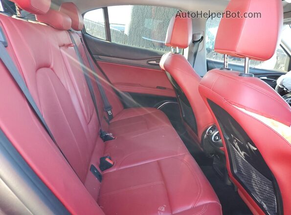 ZASPAKBN7L7C88764 2020 ALFA ROMEO STELVIO Gray Vista de los asientos traseros