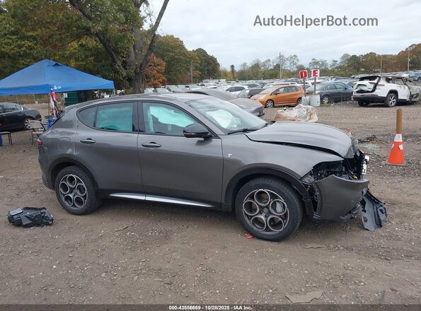 ZASPATCW9R3082078 2024 ALFA ROMEO OTHER Gray Widok wnętrza z tyłu