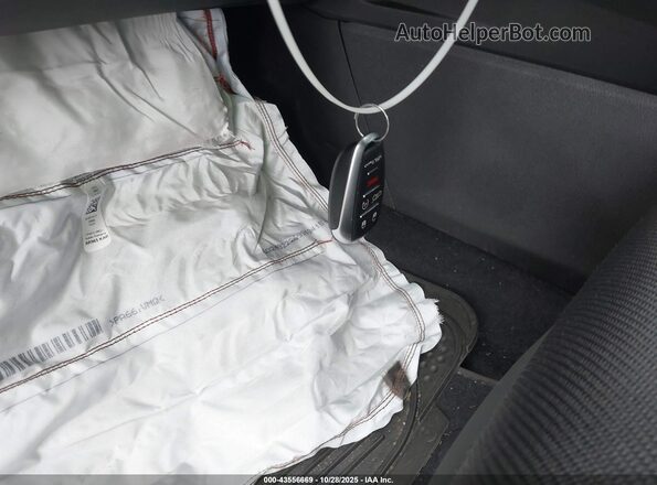 ZASPATCW9R3082078 2024 ALFA ROMEO OTHER Gray Widok deski rozdzielczej