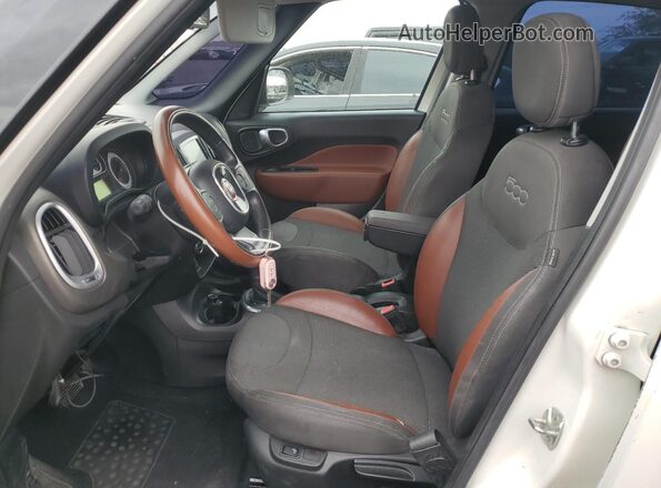 ZFBCFADH0GZ038340 2016 FIAT 500L Белый Вид салона спереди
