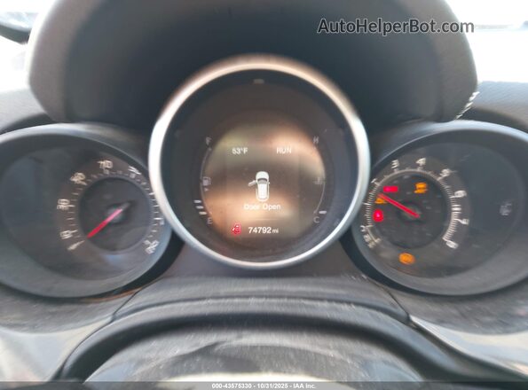 ZFBCFXAH7JP655342 2018 FIAT 500X Gray Vista de los asientos traseros