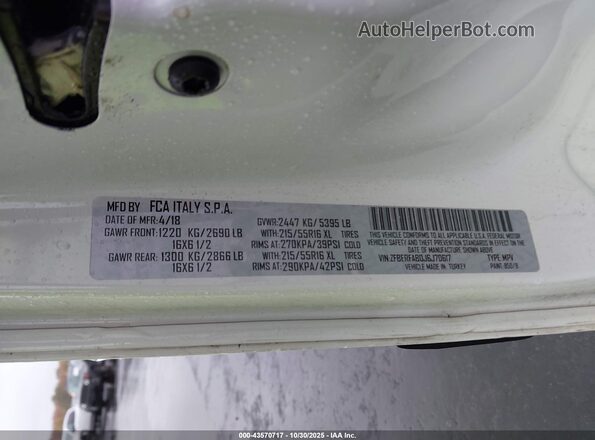 ZFBERFAB0J6J70617 2018 RAM PROMASTER CITY White Vista del compartimento del motor