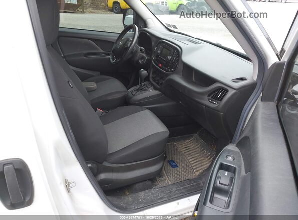 ZFBERFBT8G6C38035 2016 RAM PROMASTER CITY Белый Вид салона спереди
