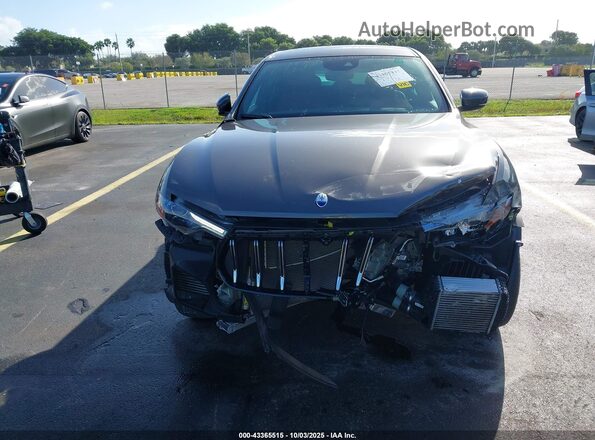 ZN661XUA1PX428680 2023 MASERATI LEVANTE Серый Вид задней части салона