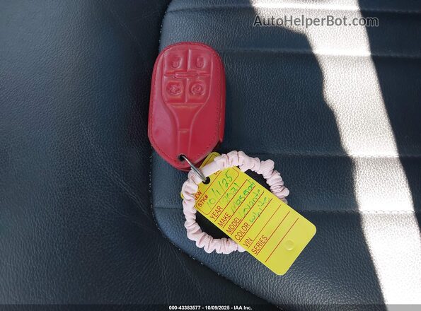 ZN661XUAXMX370807 2021 MASERATI LEVANTE Белый Вид панели приборов