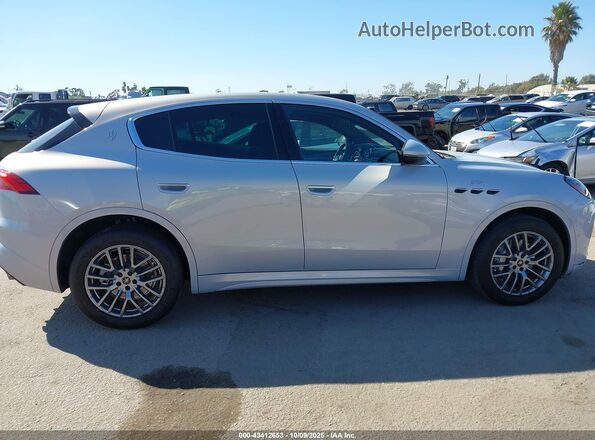 ZN682AVA1P7439650 2023 MASERATI GRECALE Gray უკანა სალონის ხედი