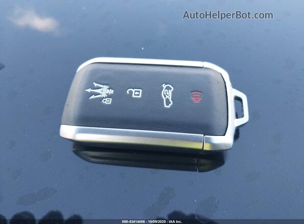 ZN682AVM8P7426498 2023 MASERATI GRECALE Dark Blue Вид панелі приладів