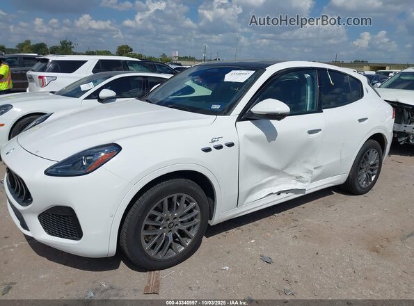 ZN6PMDAA0R7458352 2024 MASERATI GRECALE Белый Вид спереди