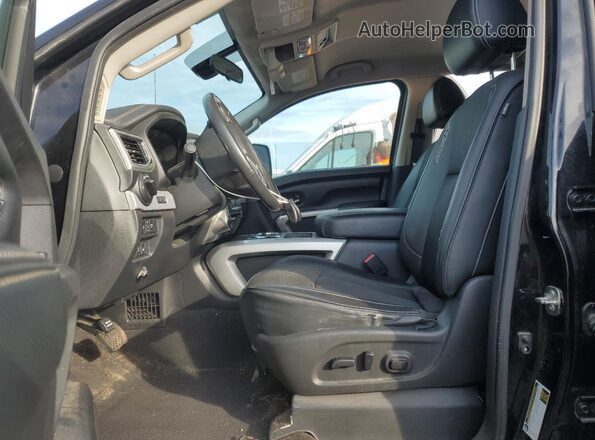 1N6BA1F45GN512286 2016 NISSAN TITAN Черный Вид панели приборов