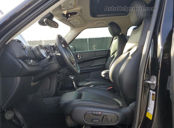 WMZYT3C53K3E95737 2019 MINI COOPER Черный Вид панели приборов