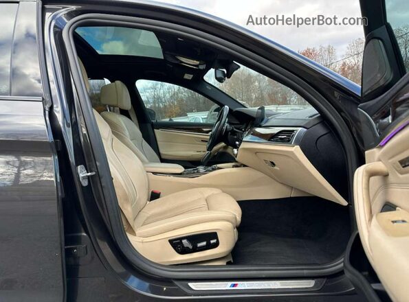 WBAJB9C56JB050169 2018 BMW M5 Black Widok z tyłu