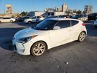 2017 Hyundai Veloster White vin: KMHTC6AD5HU306216