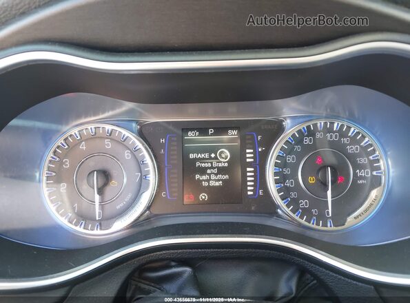 1C3CCCAB3GN181392 2016 CHRYSLER 200 Серебряный Вид задних сидений