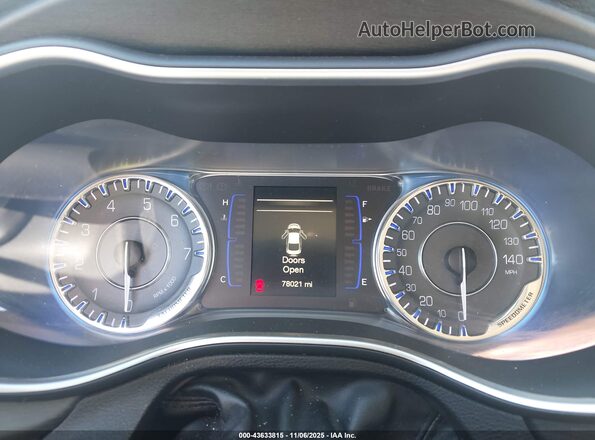 1C3CCCAB3HN504776 2017 CHRYSLER 200 Серый Вид задних сидений