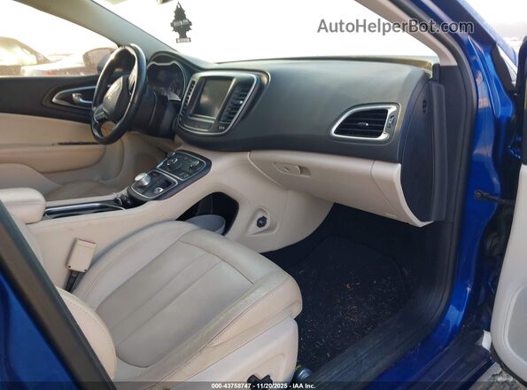 1C3CCCAB4HN509887 2017 CHRYSLER 200 Синий Вид салона спереди