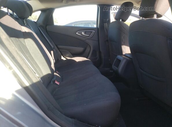 1C3CCCABXHN512356 2017 CHRYSLER 200 Серебряный Вид задних сидений