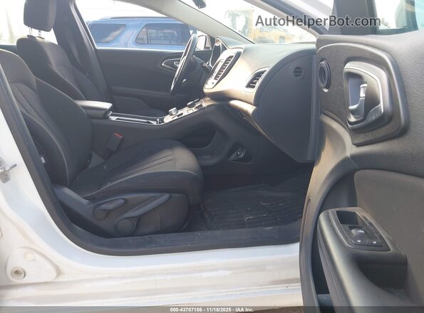 1C3CCCFB2HN501313 2017 CHRYSLER 200 Белый Вид салона спереди