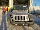 2016 Jeep Wrangler Unlimited Sport Silver vin: 1C4BJWDG5GL138061